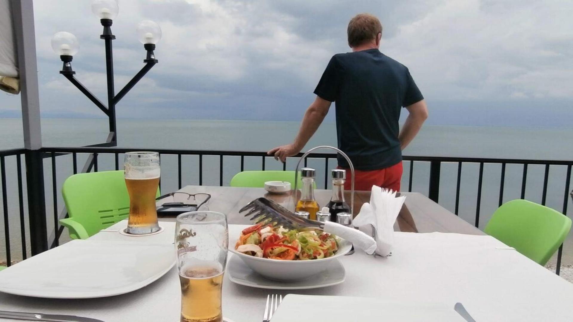 Rooms Lake View Balani Restaurant Шкодер Экстерьер фото